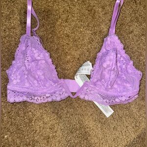 Forever 21 Lacey Bralette ✨